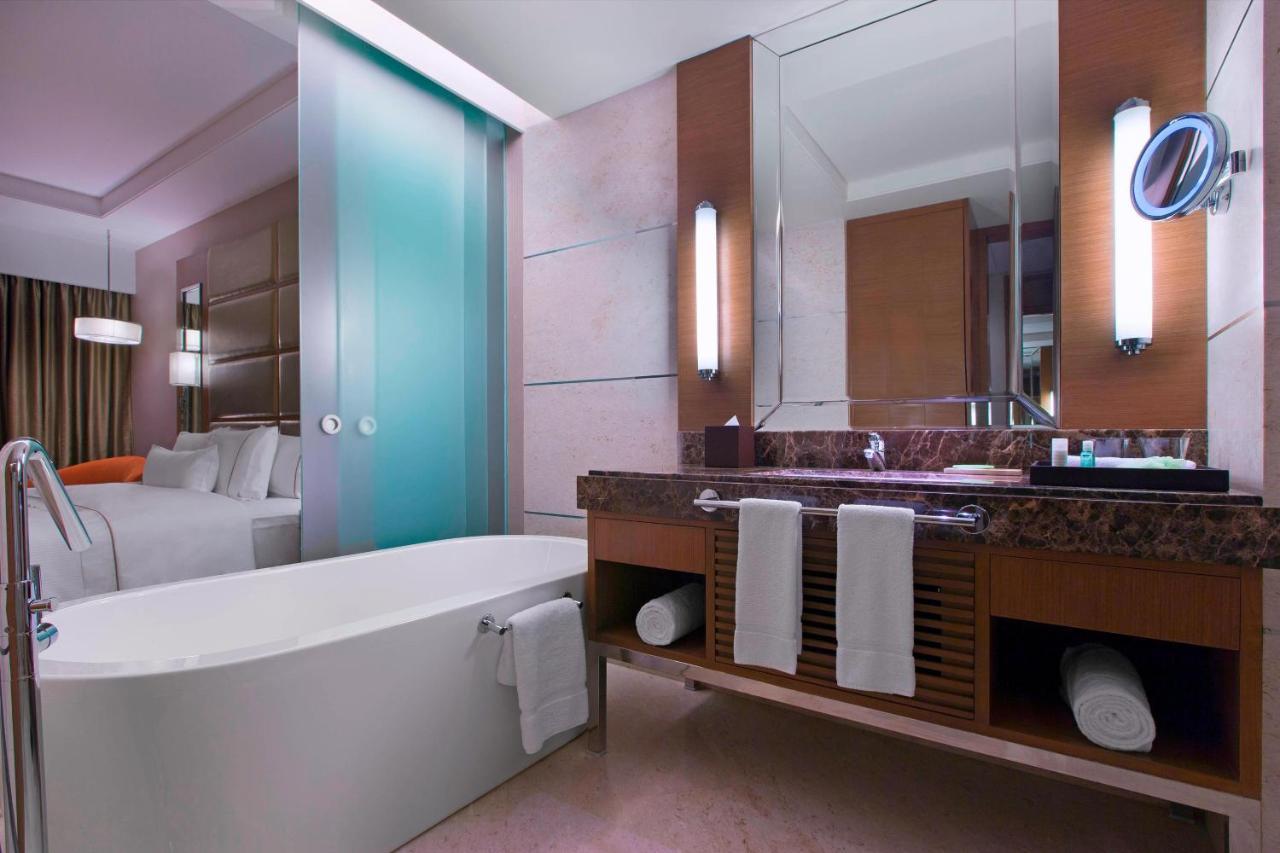 The Westin Chennai Velachery Extérieur photo