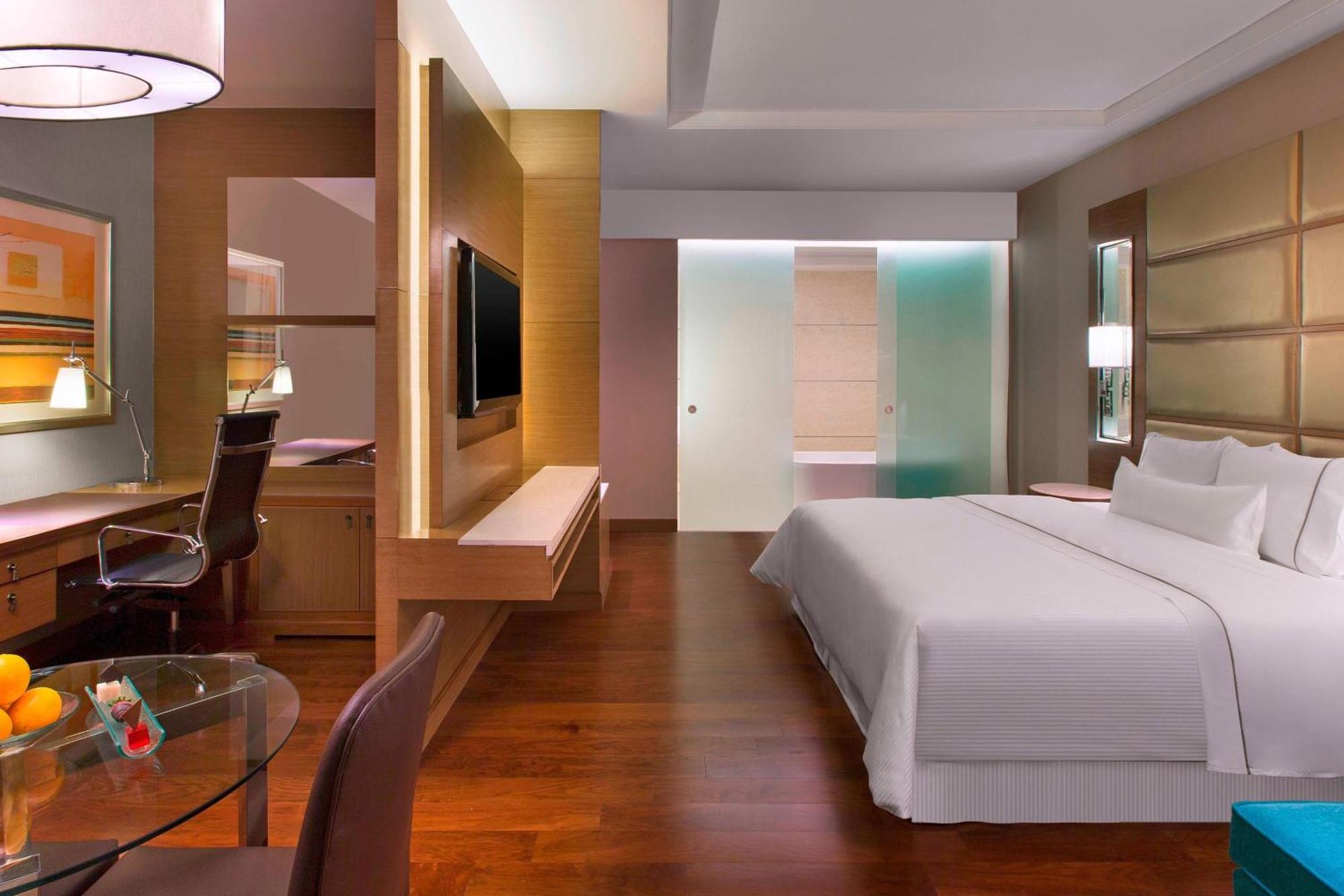 The Westin Chennai Velachery Extérieur photo